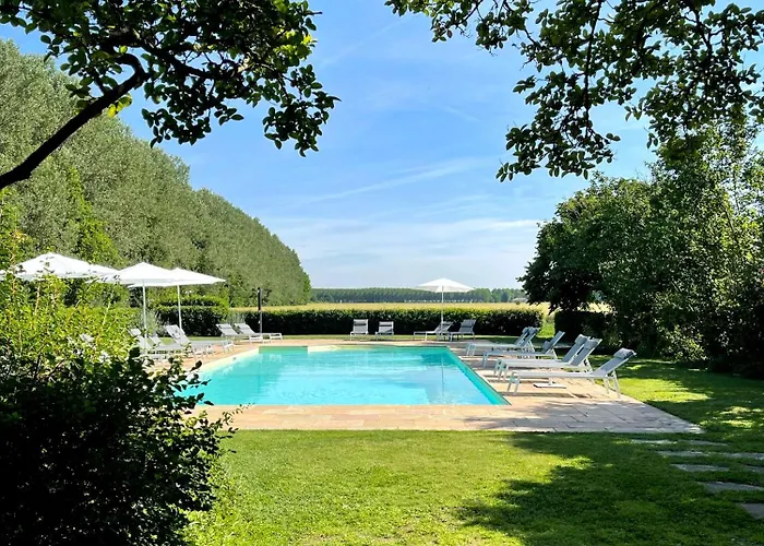 米内利广场酒店 * Sala Bolognese